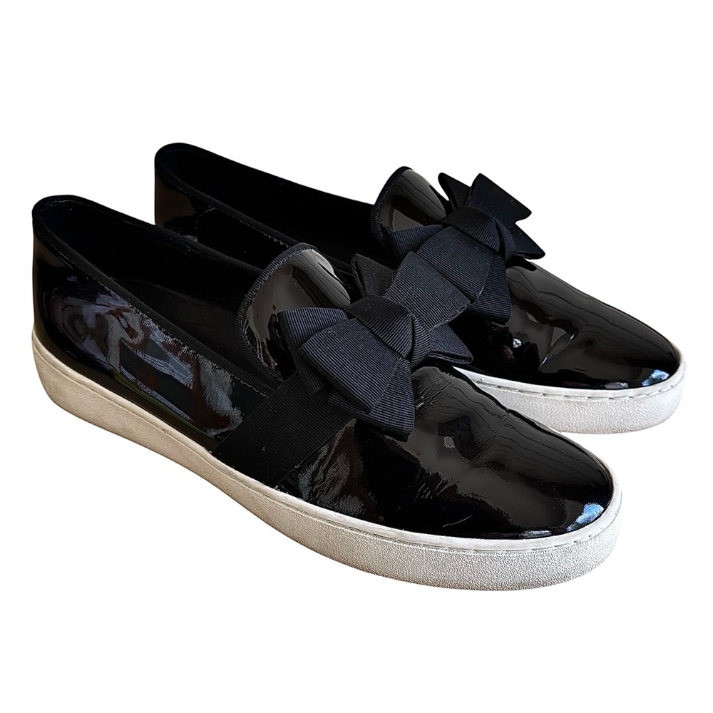 🌹MICHAEL KORS COLLECTION Black Patent Leather Slip-Ons w/ Bow🌹